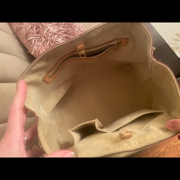 Louis Vuitton hand bag - Picture 6 of 10